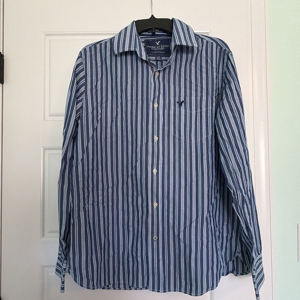 American Eagle Long Sleeve L Size Vintage Fit Long Sleeve Button Shirt